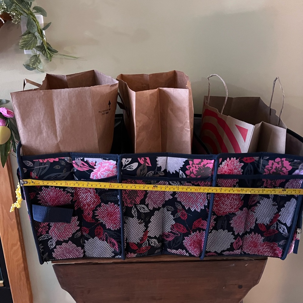 Floral Organizer with Pockets